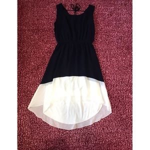 Sweet Storm M Color Block Knee-Length Dress